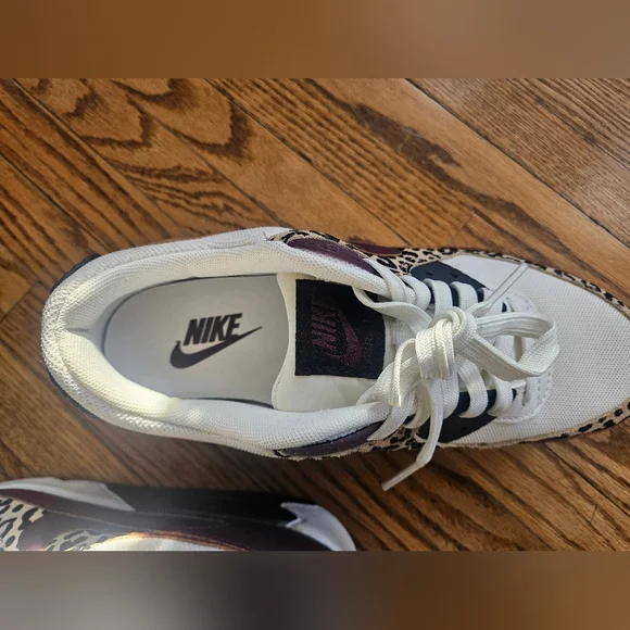 Women's NIKE Leopard Print Sneakers - Picture 5 of 7